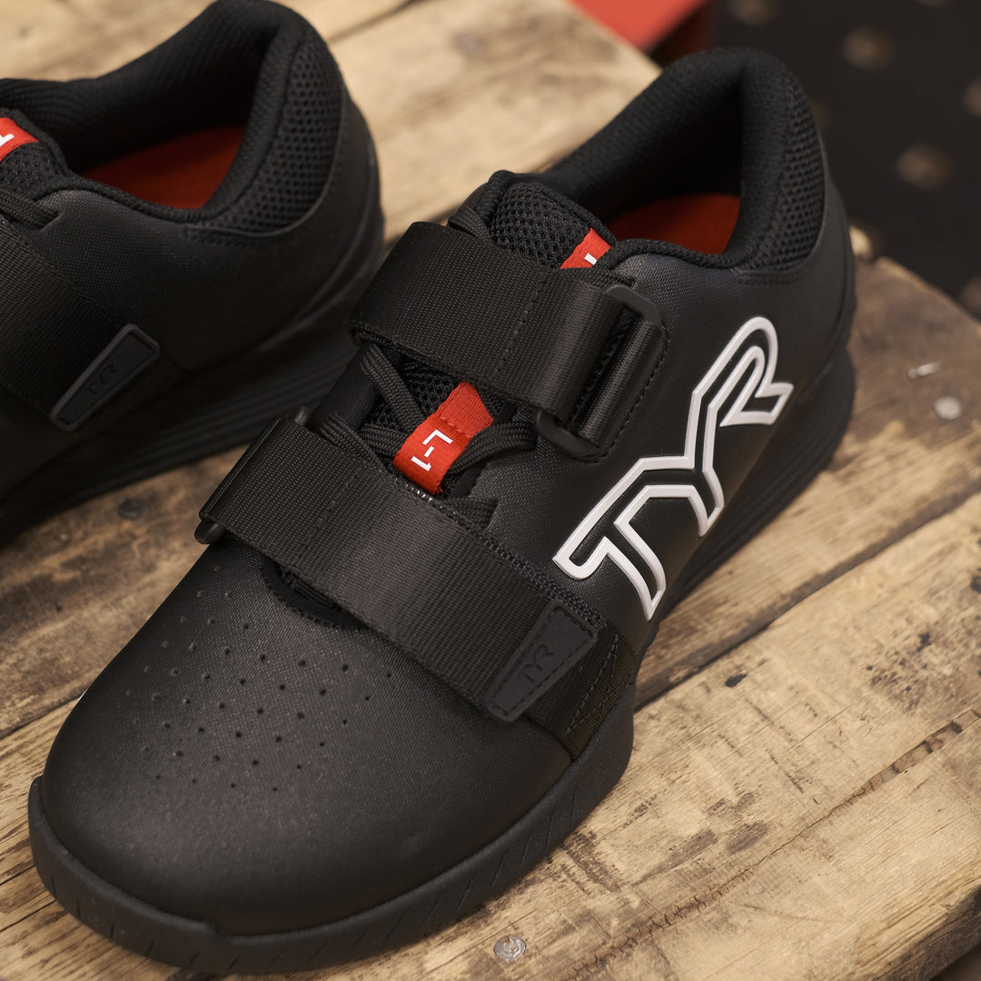 TYR Lifter Shoes – NOREP